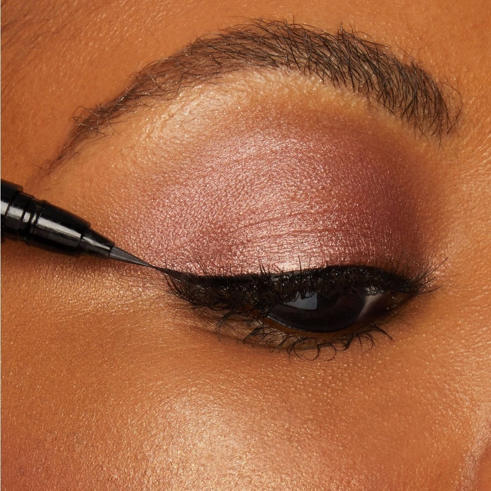 Tarte Sugar Rush Easy on the Eyes Black Micro Liquid Eyeliner - Picture 6 of 9